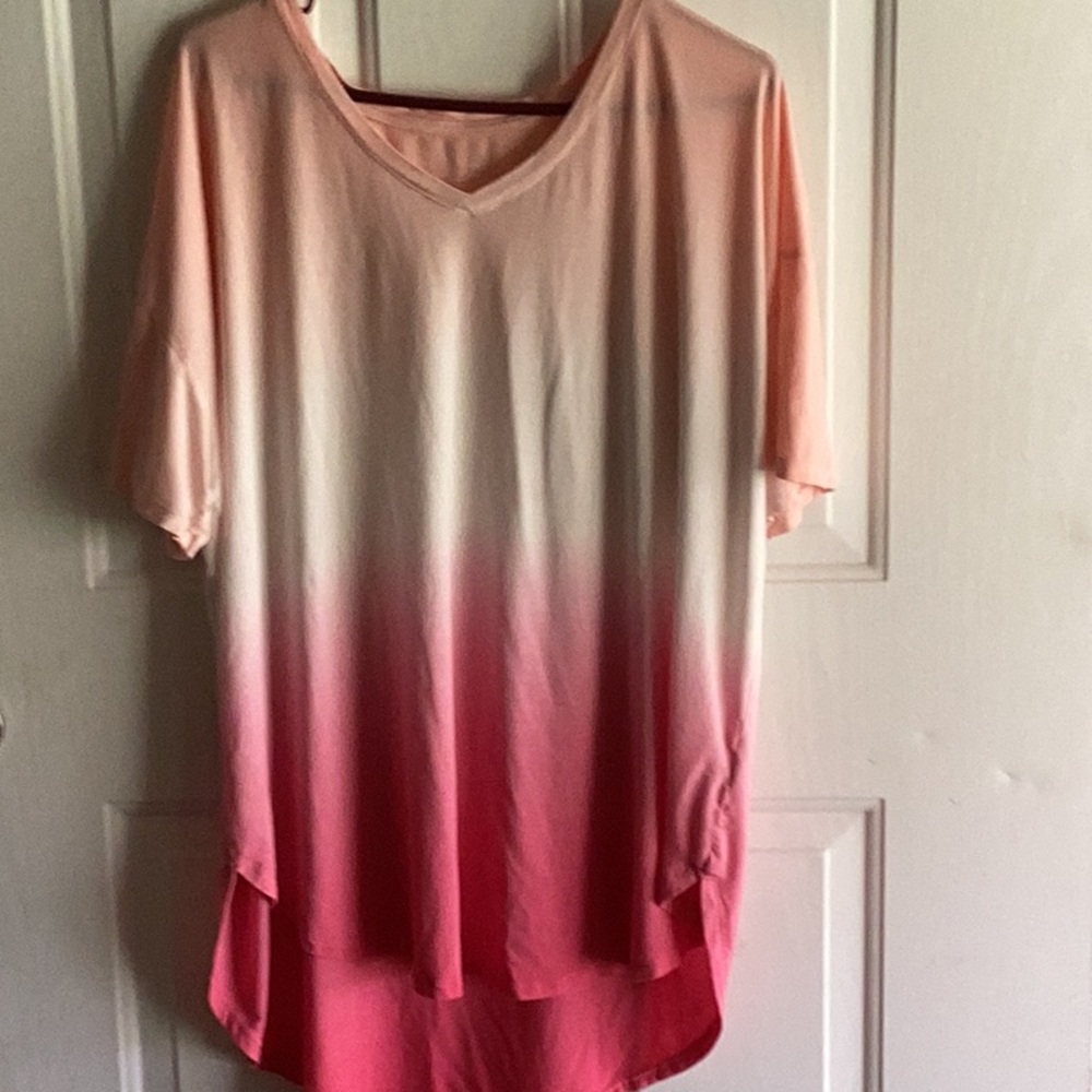 Gradient Pink Women's high low short, sleeved top